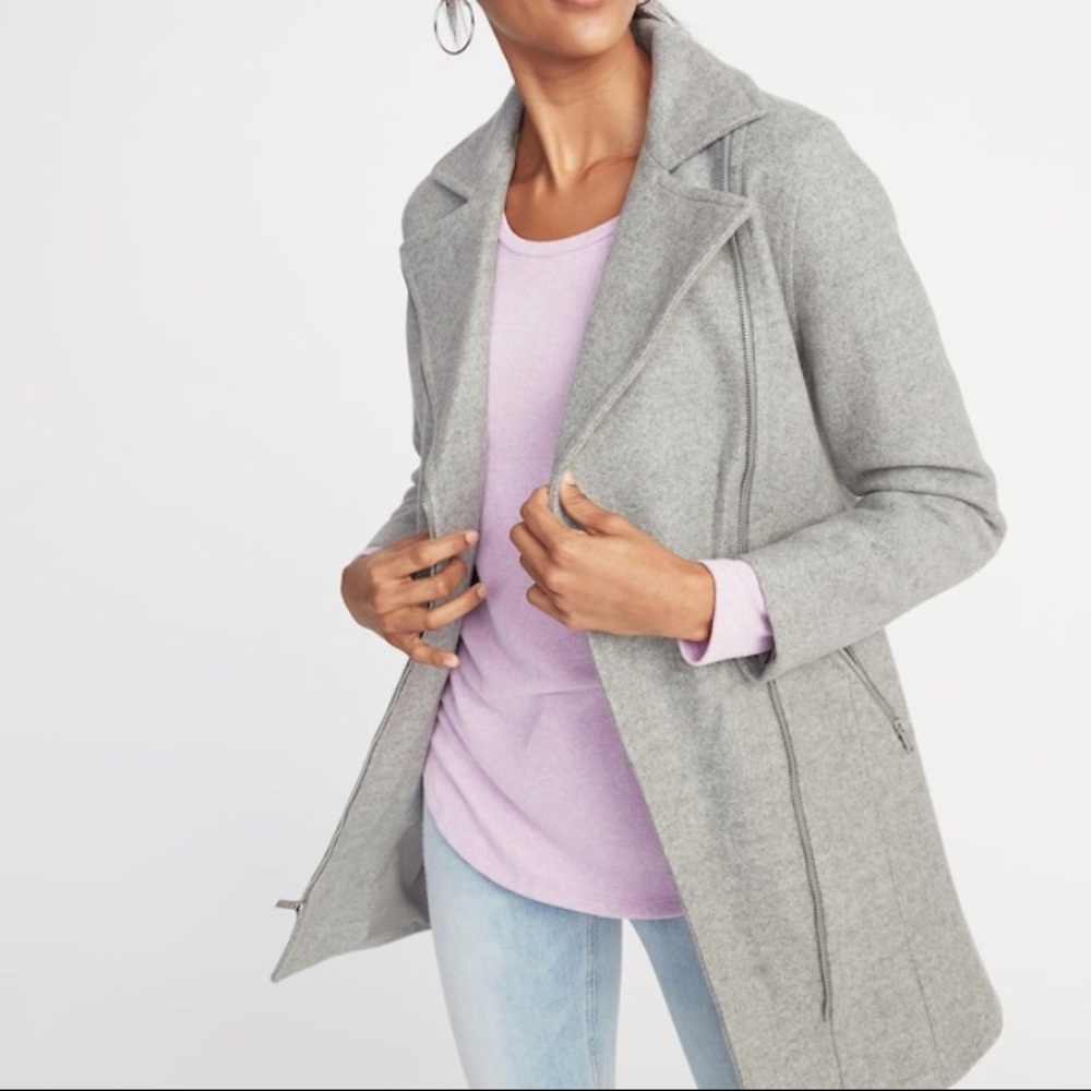This is a Old Navy XS coat.